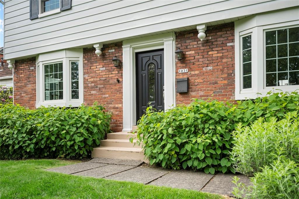 1031 Blackridge Road Pittsburgh, PA 15235 - Photo 4 of 49 Gallery Image 4