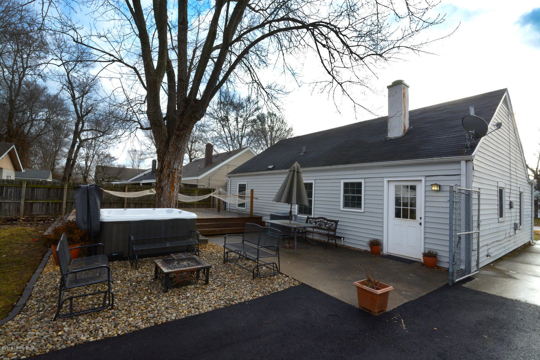 2621 Alanmede Road Louisville, KY 40205 - Photo 9 of 32 2621 Alanmede_9619_Backyard5
