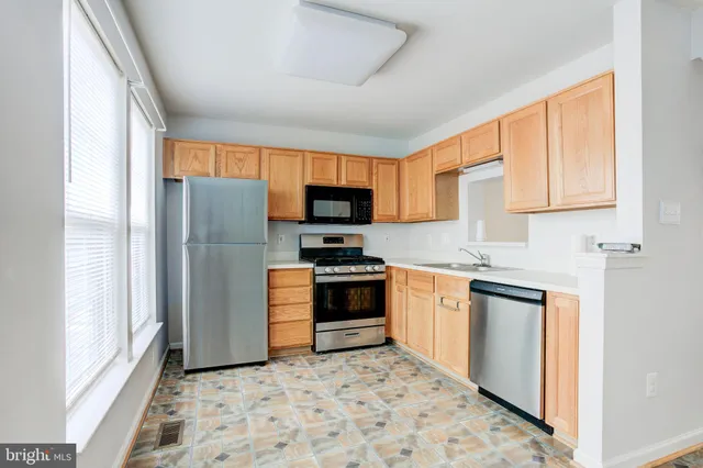 $2,100 | 4014 Fountain Bridge Court, Fredericksburg, VA 22408