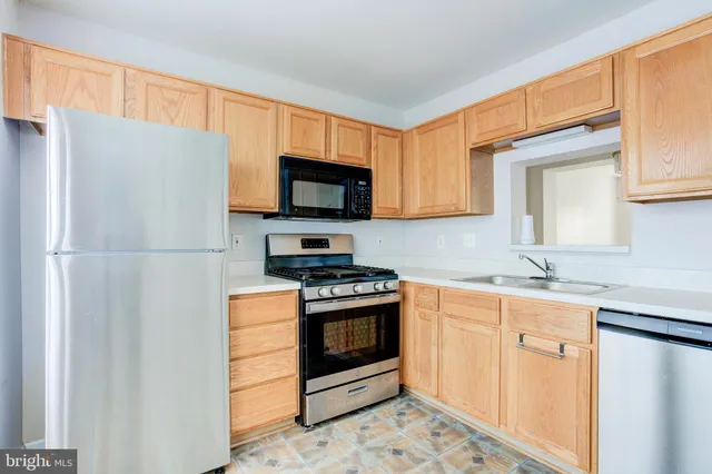 $2,100 | 4014 Fountain Bridge Court, Fredericksburg, VA 22408