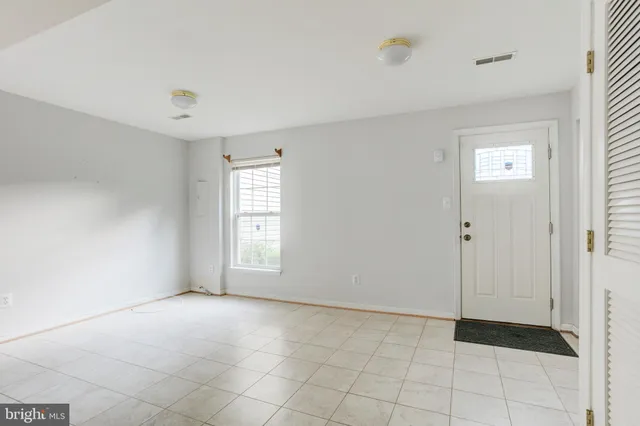 $2,100 | 4014 Fountain Bridge Court, Fredericksburg, VA 22408