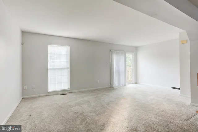 $2,100 | 4014 Fountain Bridge Court, Fredericksburg, VA 22408