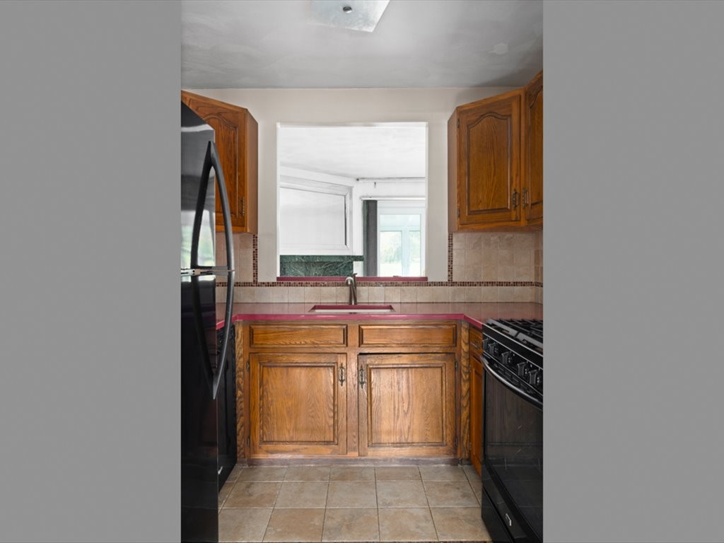 9 Caddy Rock Road, Unit A North Kingstown, RI 02852 - Photo 4 of 25