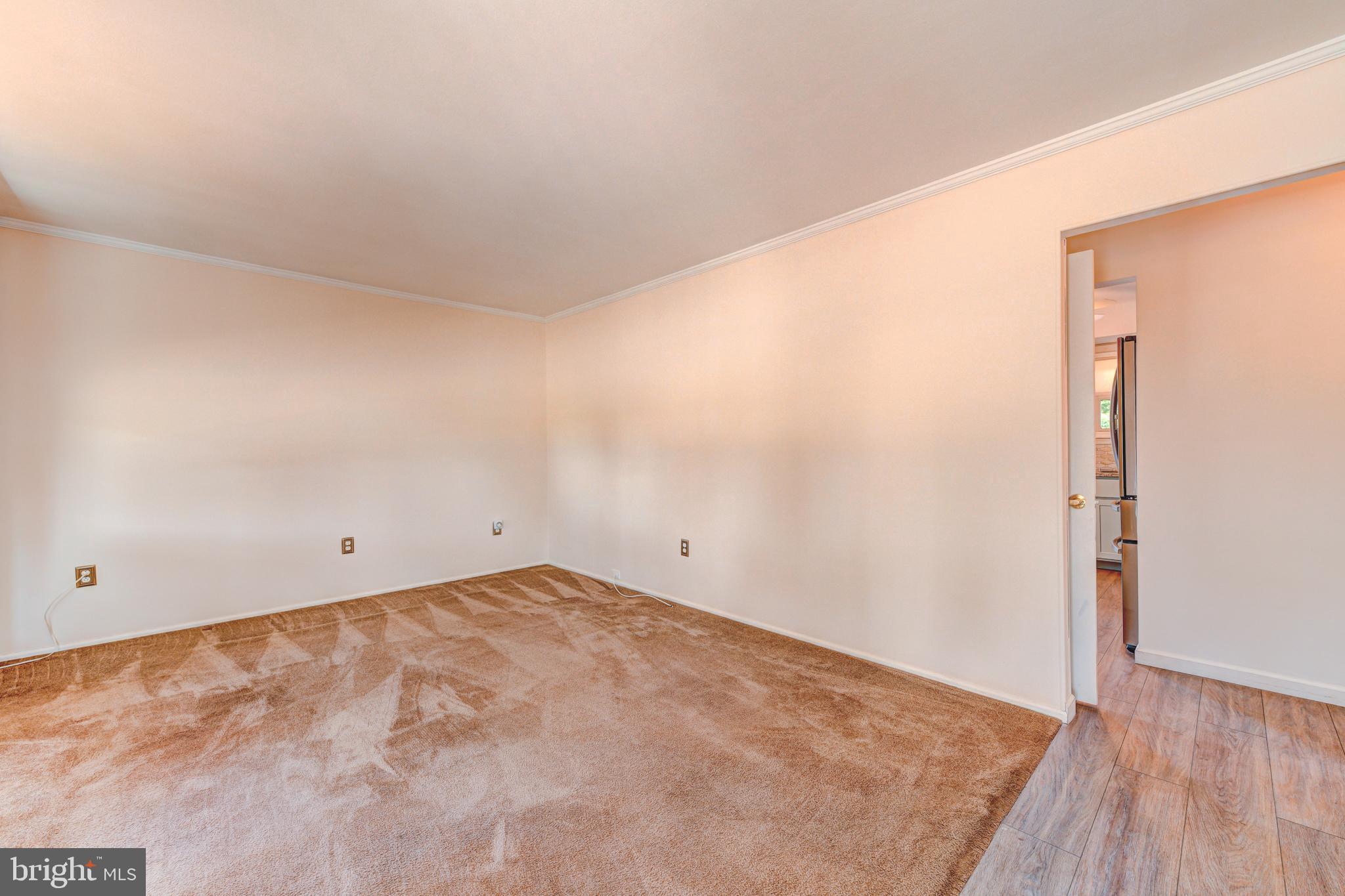 36 Albemarle Road Hamilton, NJ 08690 - Photo 3 of 29