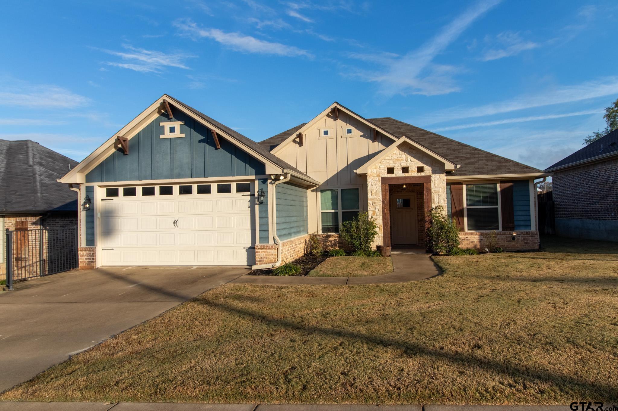 2806 Valley View Street Tyler, TX 75701 - Photo 2 of 22 a front view of a house with a yard