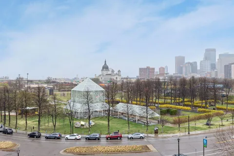 $395,000 | 48 Groveland Terrace, Unit 313, Minneapolis, MN 55403