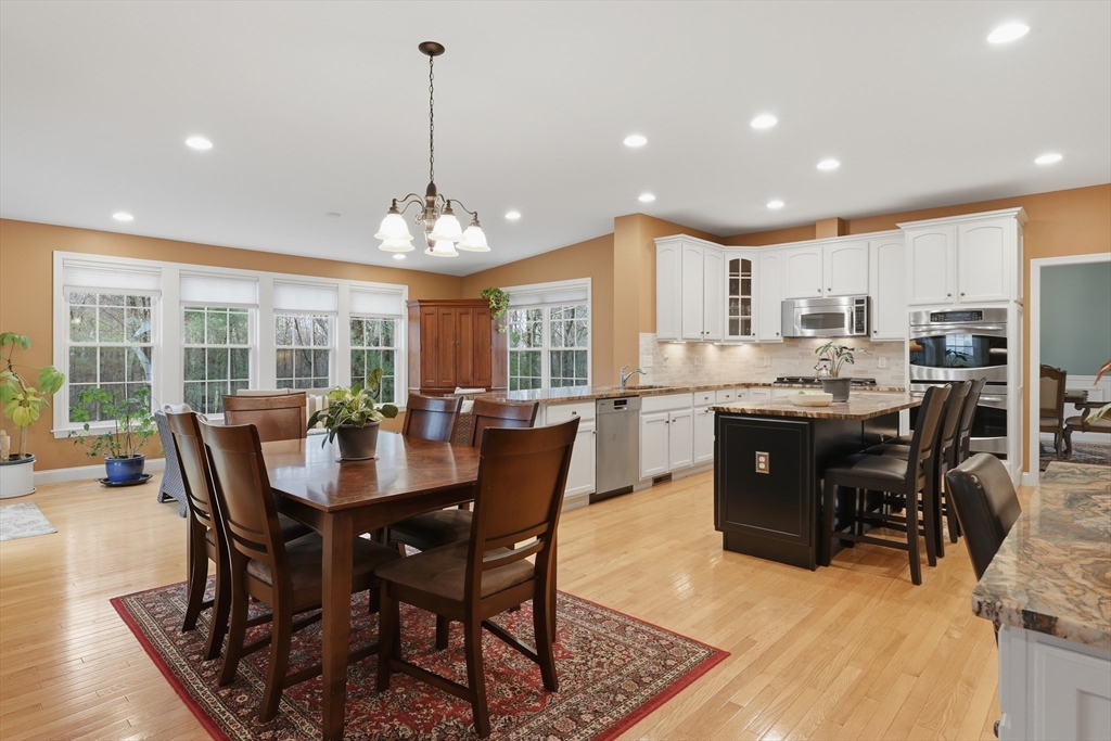 11 Howarth Drive Upton, MA 01568 - Photo 15 of 42