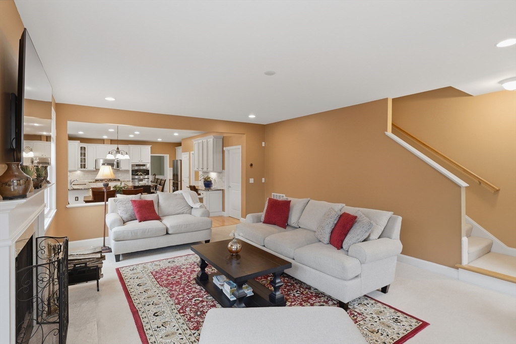 11 Howarth Drive Upton, MA 01568 - Photo 22 of 42