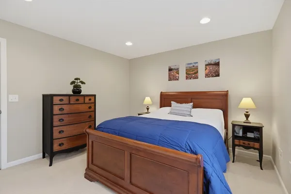 $1,188,000 | 11 Howarth Drive, Upton, MA 01568