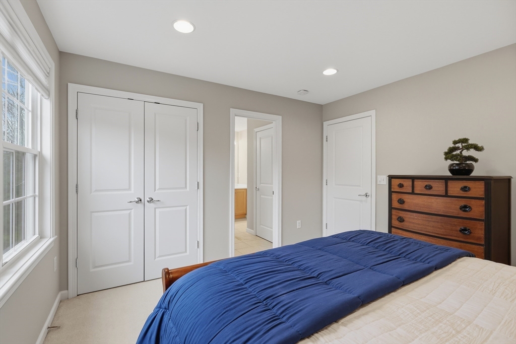 11 Howarth Drive Upton, MA 01568 - Photo 30 of 42