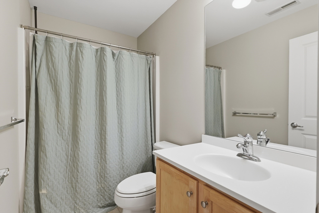 11 Howarth Drive Upton, MA 01568 - Photo 36 of 42