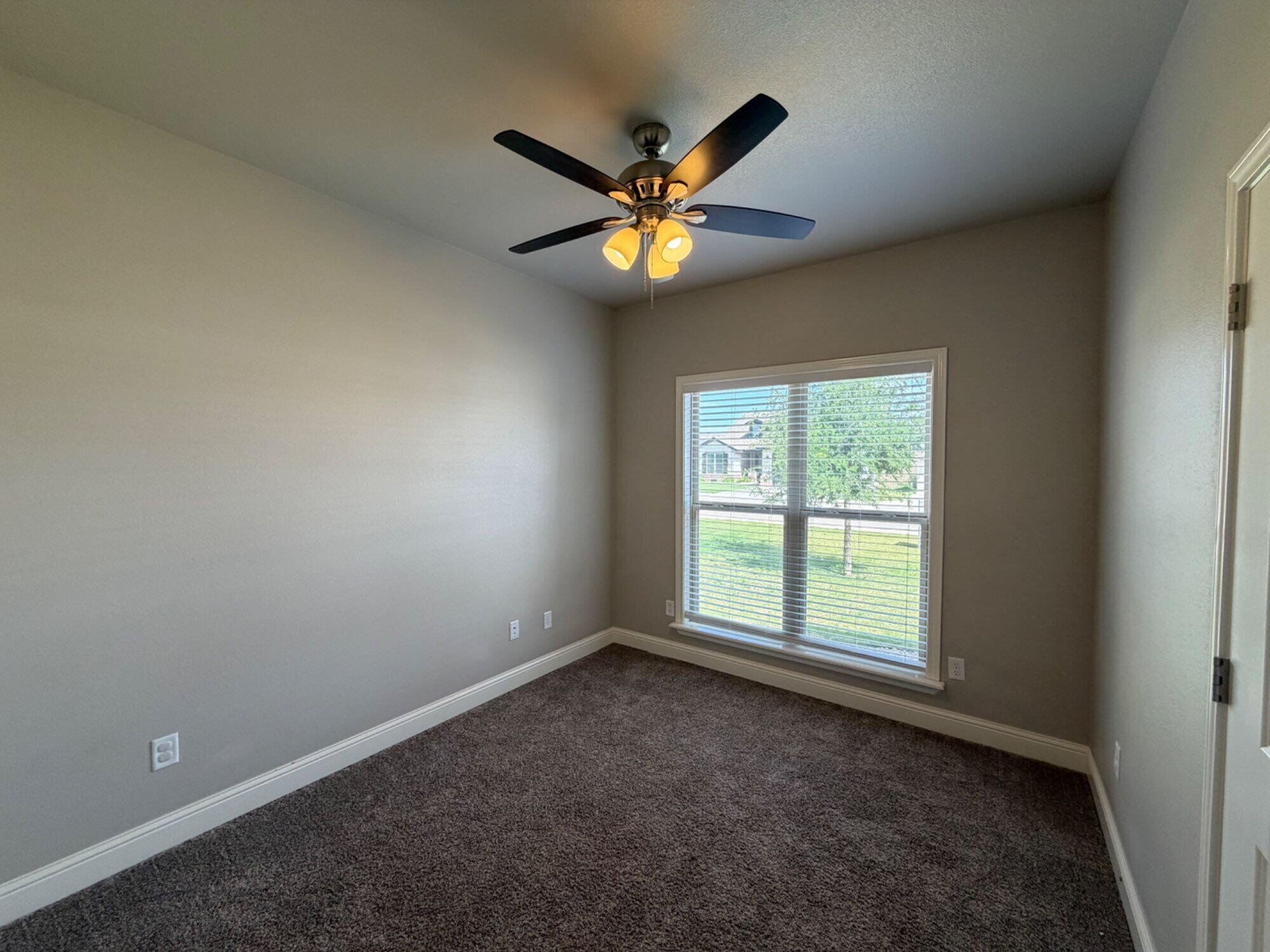 2713 138th Street Lubbock, TX 79423 - Photo 6 of 15 IMG_7571