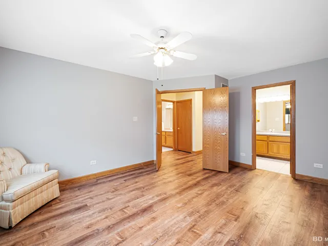 $345,000 | 16139 Lake Villa Avenue, Tinley Park, IL 60477