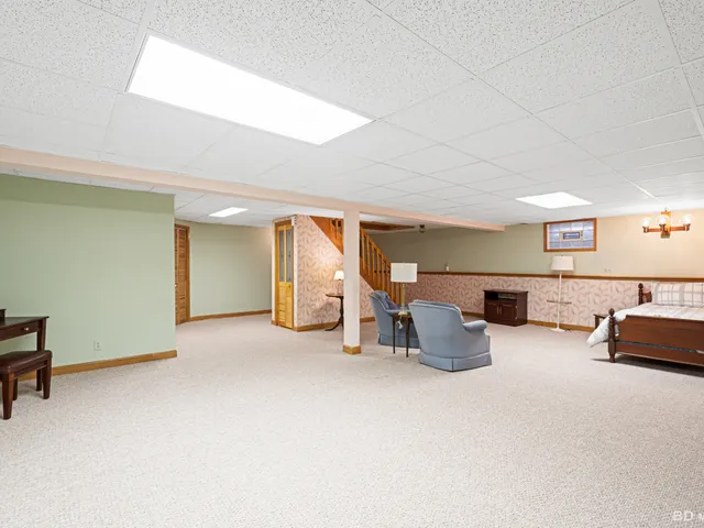 $345,000 | 16139 Lake Villa Avenue, Tinley Park, IL 60477