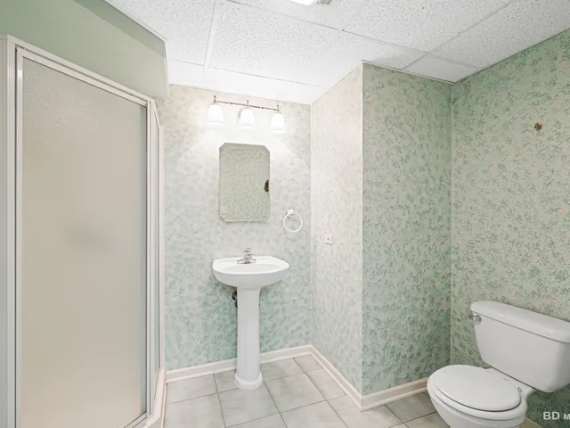 $345,000 | 16139 Lake Villa Avenue, Tinley Park, IL 60477