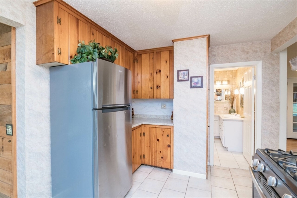 170 Parkerview Street Springfield, MA 01129 - Photo 15 of 37 Gallery Image 15