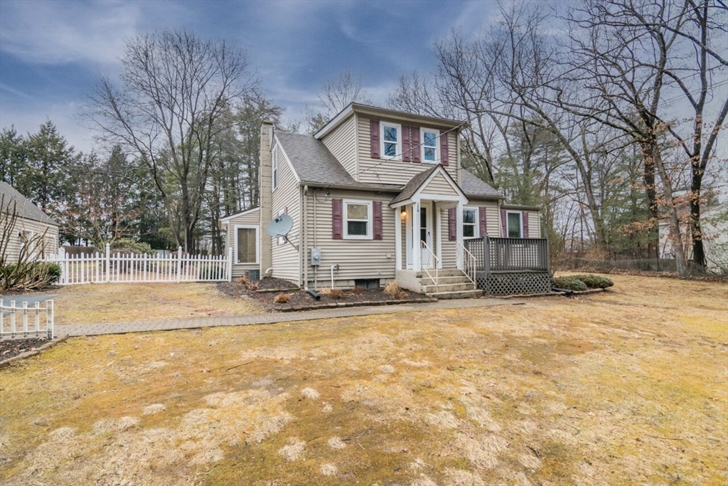 170 Parkerview Street Springfield, MA 01129 - Photo 2 of 37 Gallery Image 2