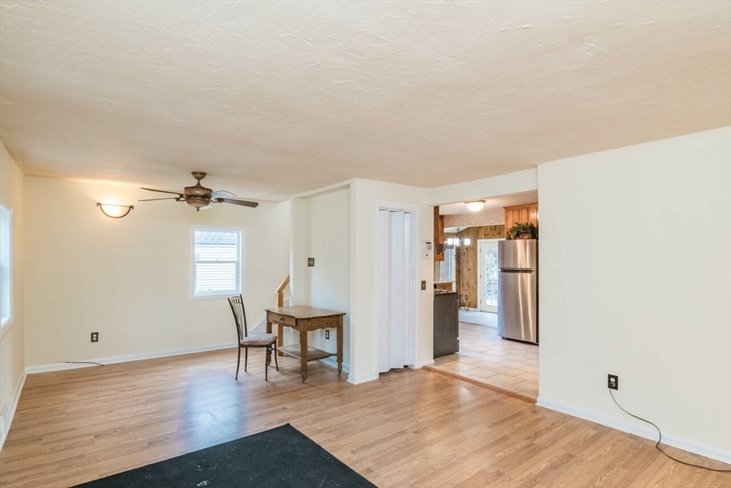 170 Parkerview Street Springfield, MA 01129 - Photo 6 of 37 Gallery Image 6