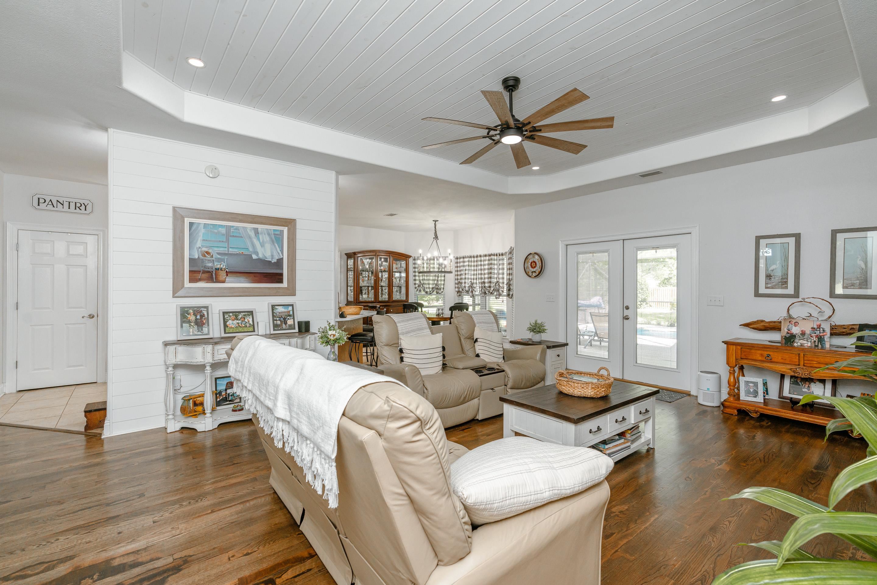 302 Bristol Way Foley, AL 36535 - Photo 6 of 51 Living Room