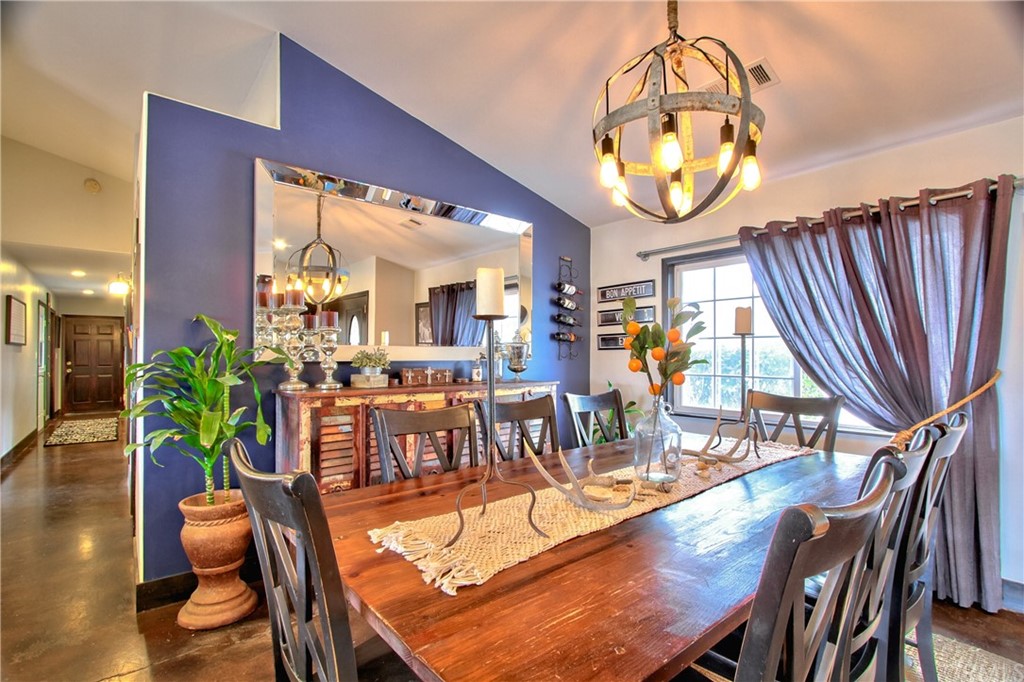 36900 Vía Broza Temecula, CA 92592 - Photo 12 of 70