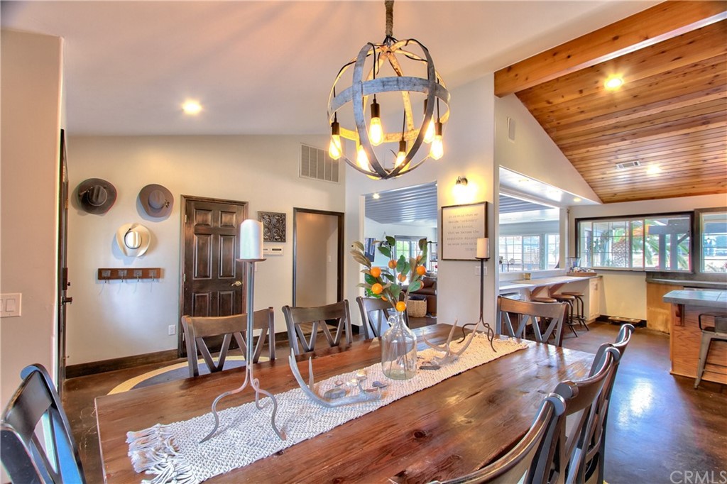 36900 Vía Broza Temecula, CA 92592 - Photo 13 of 70