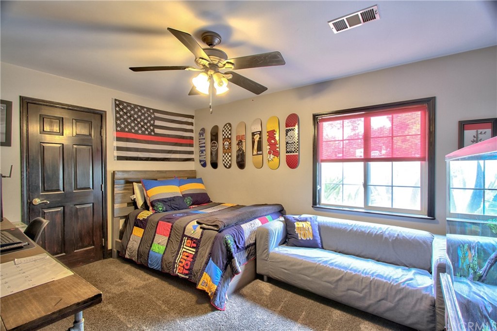 36900 Vía Broza Temecula, CA 92592 - Photo 32 of 70