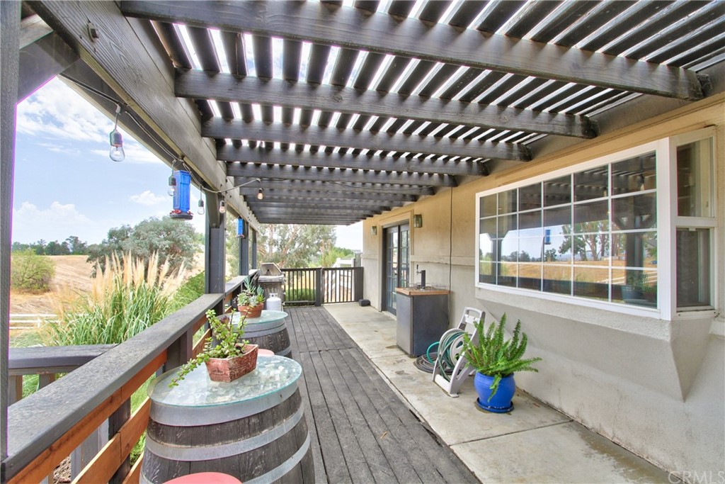 36900 Vía Broza Temecula, CA 92592 - Photo 36 of 70