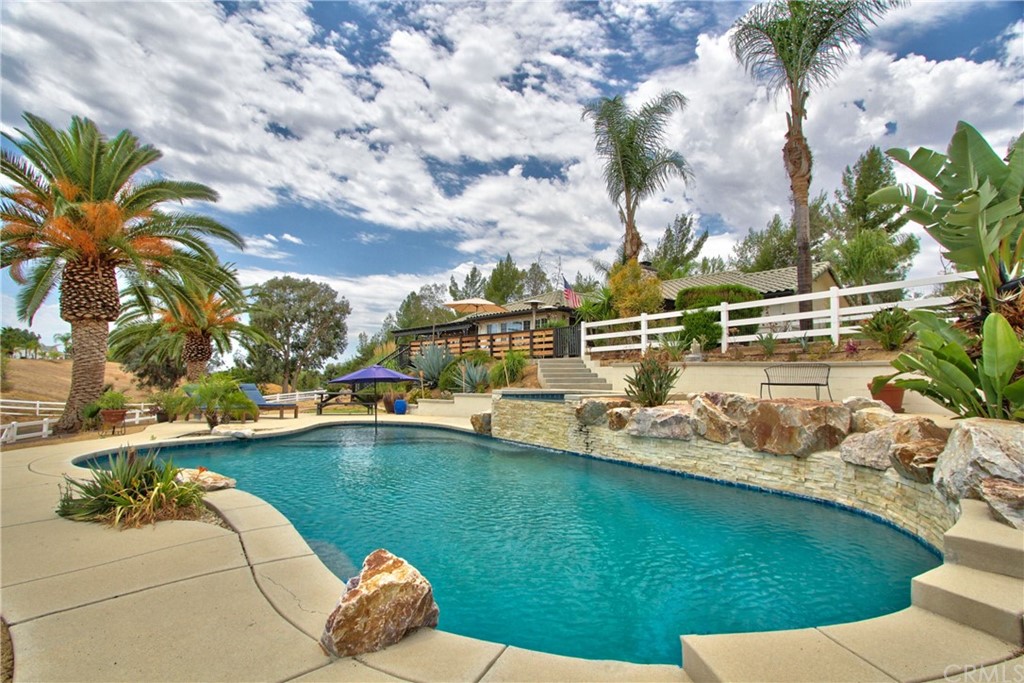 36900 Vía Broza Temecula, CA 92592 - Photo 44 of 70