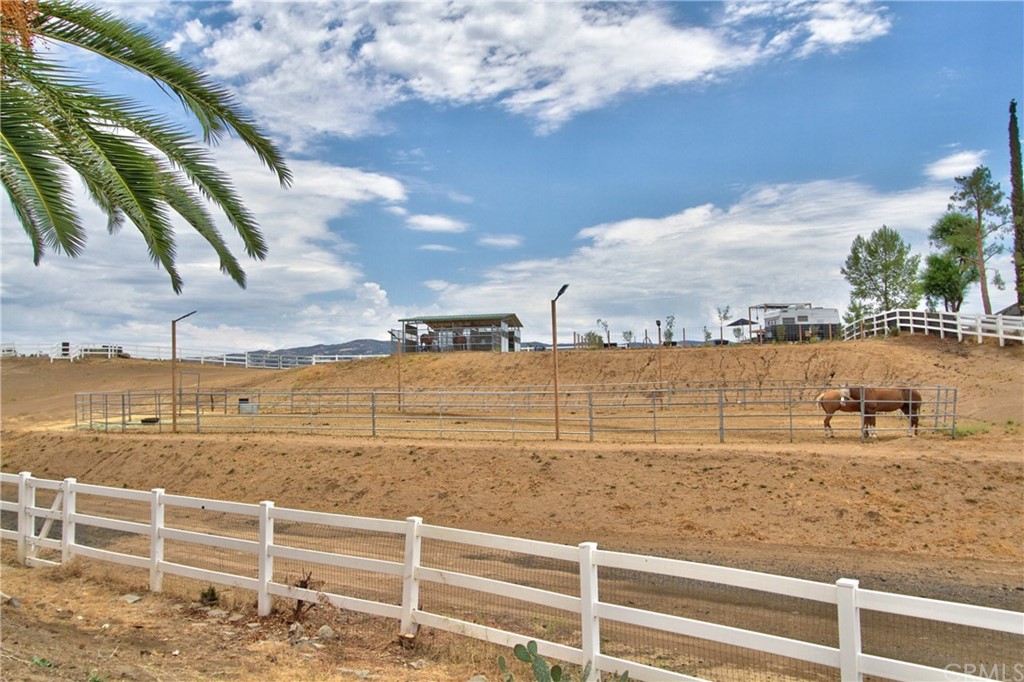 36900 Vía Broza Temecula, CA 92592 - Photo 48 of 70