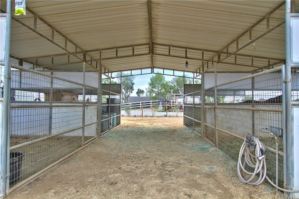 36900 Vía Broza Temecula, CA 92592 - Photo 56 of 70