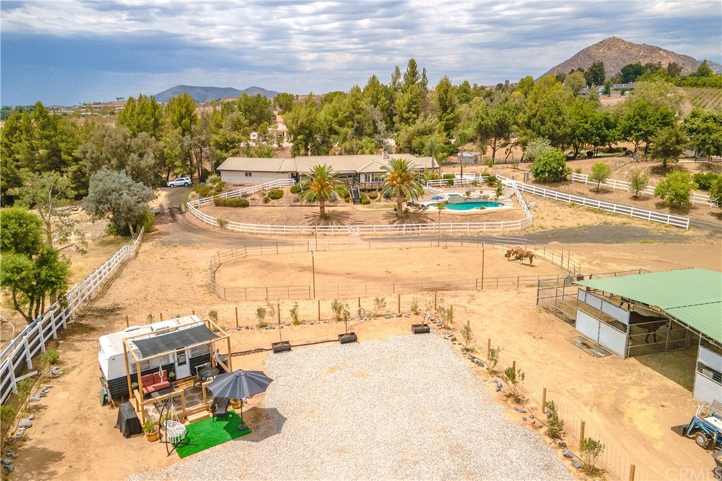 36900 Vía Broza Temecula, CA 92592 - Photo 63 of 70