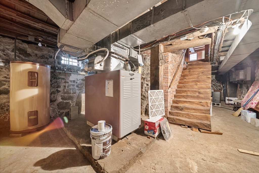 7 Lower Green Newbury, MA 01951 - Photo 34 of 39