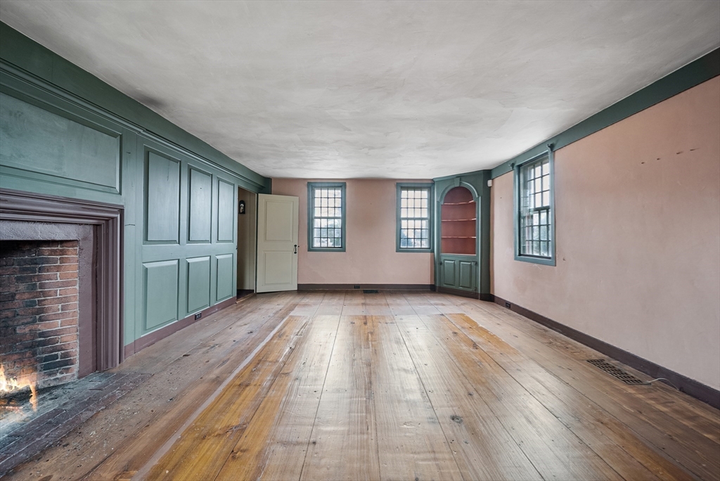 7 Lower Green Newbury, MA 01951 - Photo 6 of 39