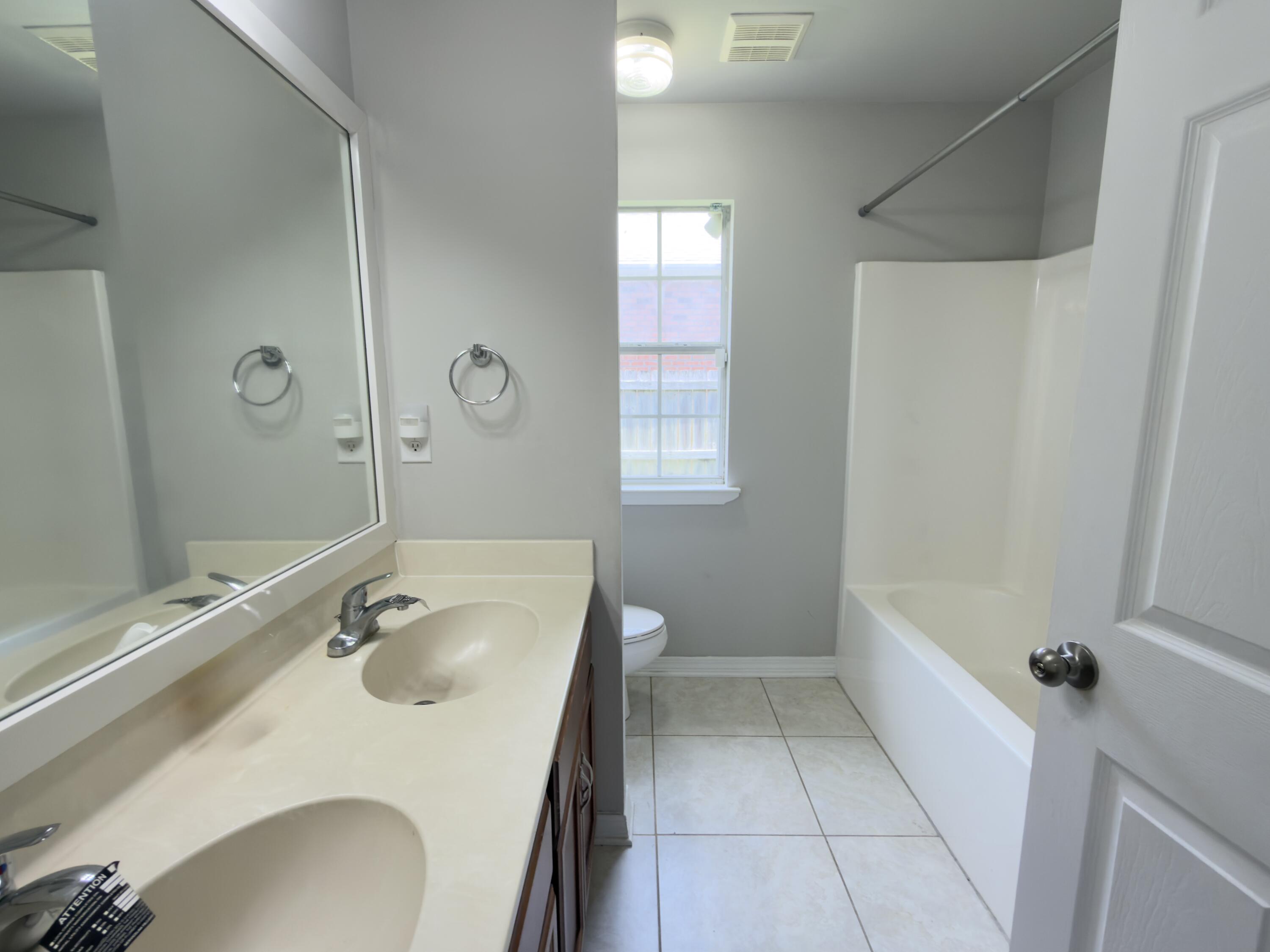314 Friar Tuck Road Mary Esther, FL 32569 - Photo 18 of 28 IMG_7438