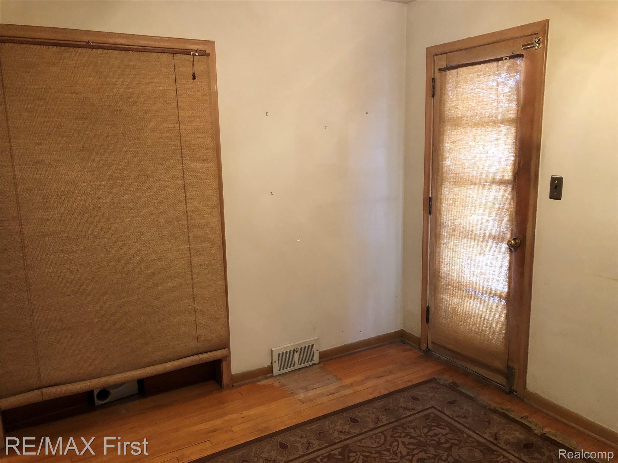 4162 Cadieux Road Detroit, MI 48224 - Photo 31 of 43 IMG_7564.JPG