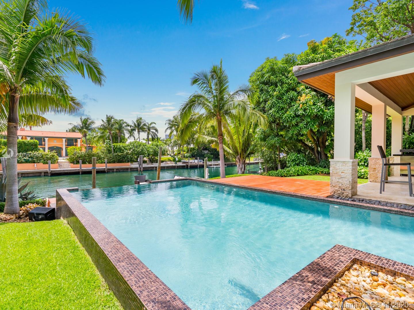 4241 Palm Lane Miami, FL 33137 - Photo 18 of 55