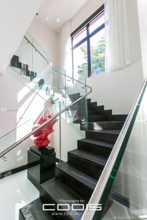 4241 Palm Lane Miami, FL 33137 - Photo 26 of 55