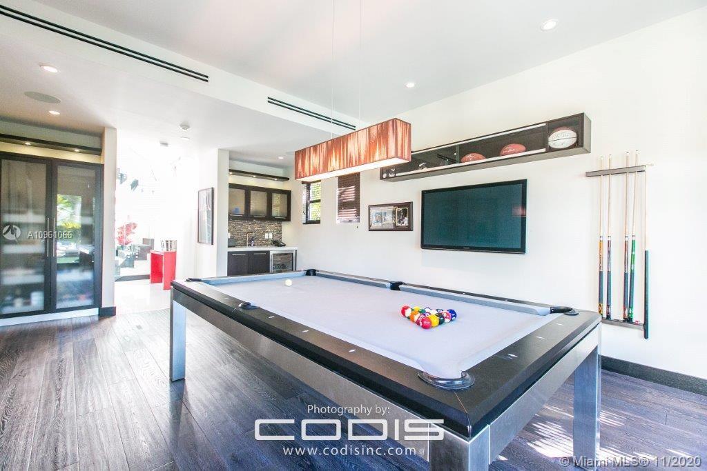 4241 Palm Lane Miami, FL 33137 - Photo 29 of 55