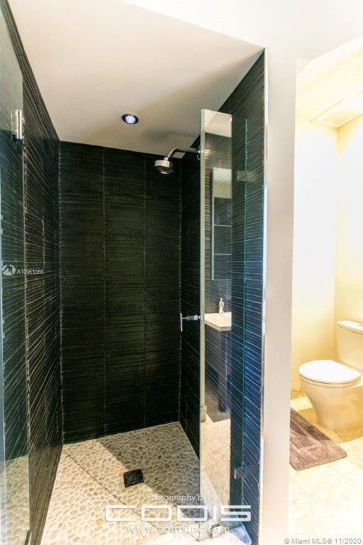 4241 Palm Lane Miami, FL 33137 - Photo 34 of 55