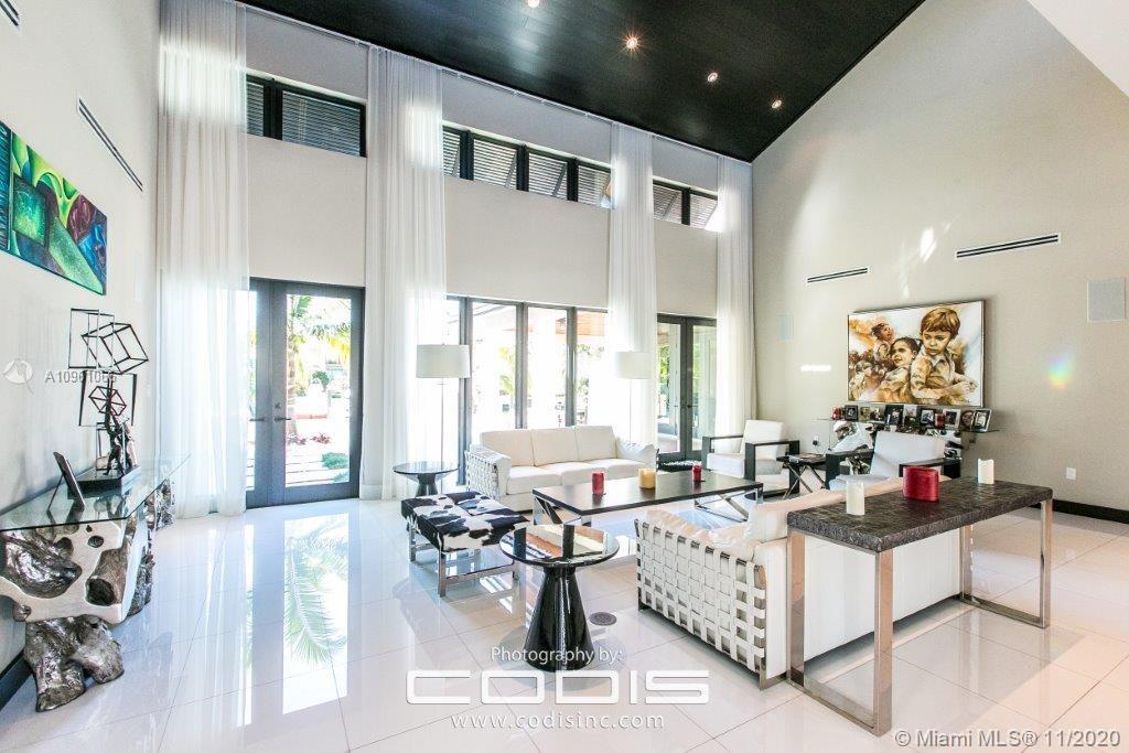 4241 Palm Lane Miami, FL 33137 - Photo 35 of 55