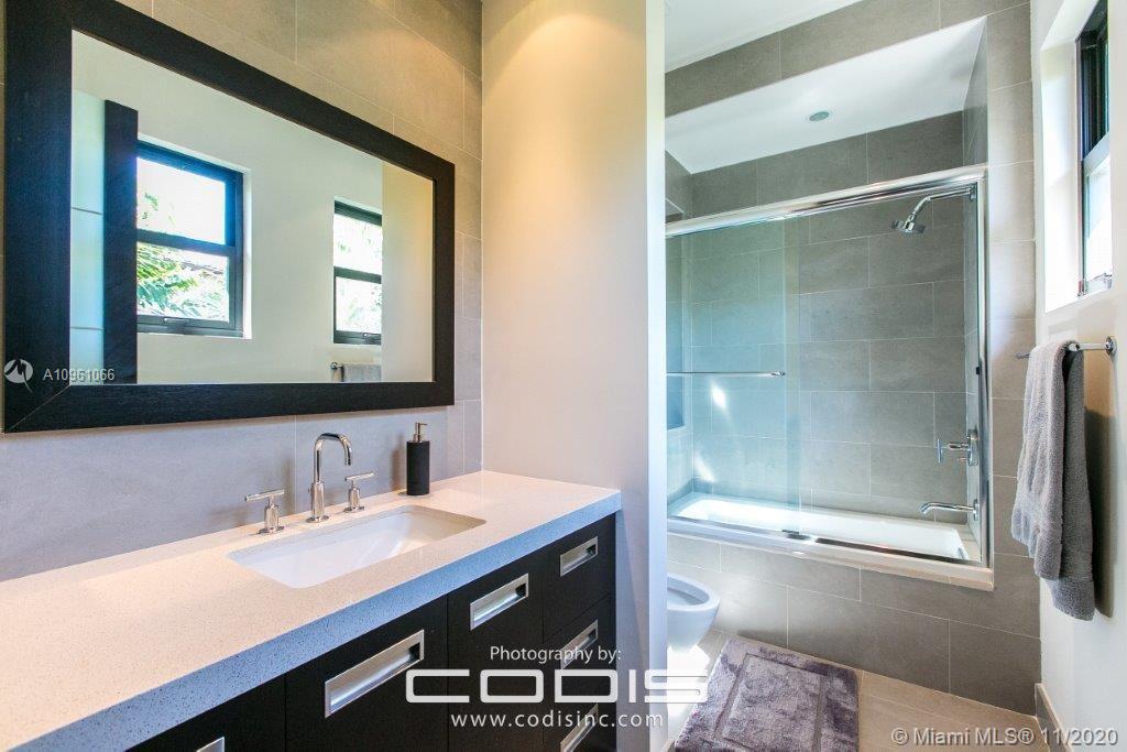 4241 Palm Lane Miami, FL 33137 - Photo 39 of 55