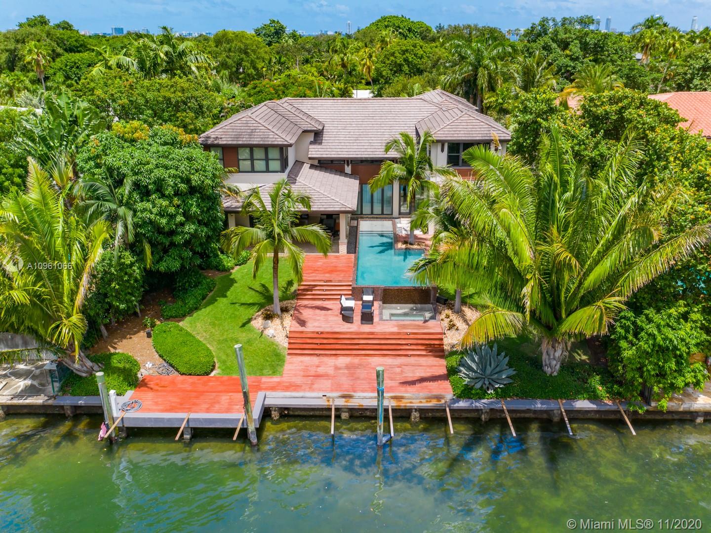 4241 Palm Lane Miami, FL 33137 - Photo 5 of 55