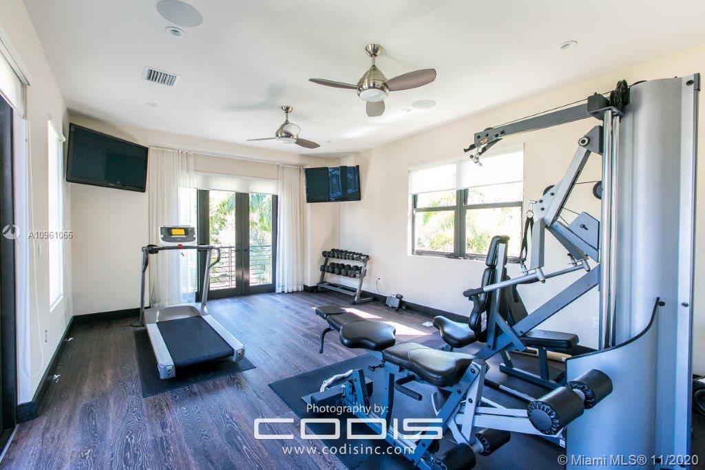 4241 Palm Lane Miami, FL 33137 - Photo 41 of 55