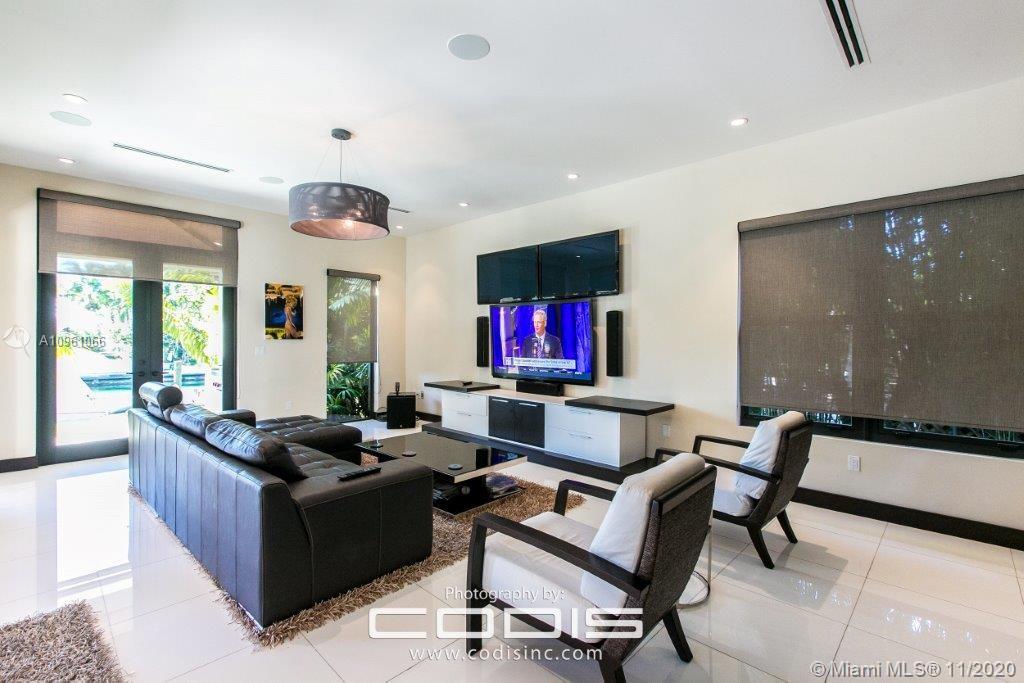 4241 Palm Lane Miami, FL 33137 - Photo 48 of 55