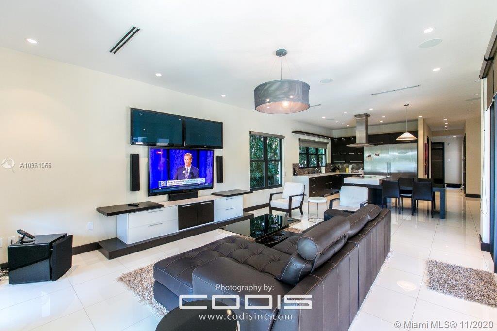 4241 Palm Lane Miami, FL 33137 - Photo 49 of 55