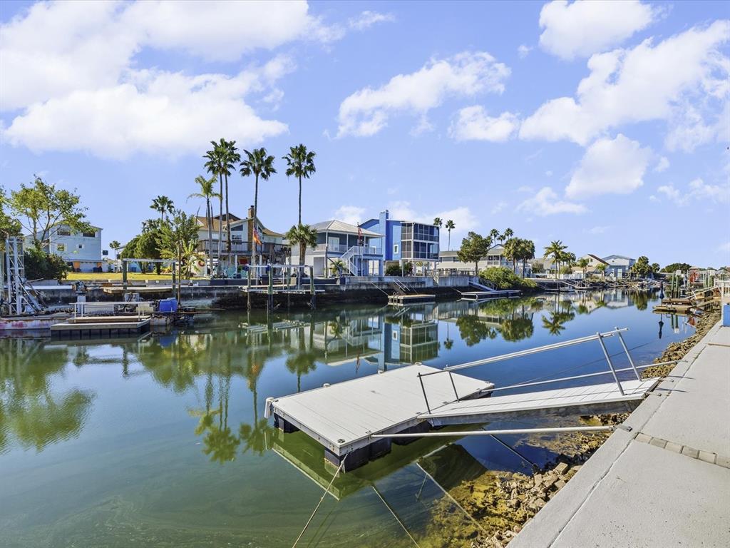 4290 Carlos Court Hernando Beach, FL 34607 - Photo 6 of 96