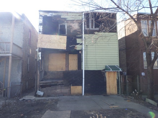 4320 West Cermak Road Chicago, IL 60623 - Photo 16 of 17 Gallery Image 16
