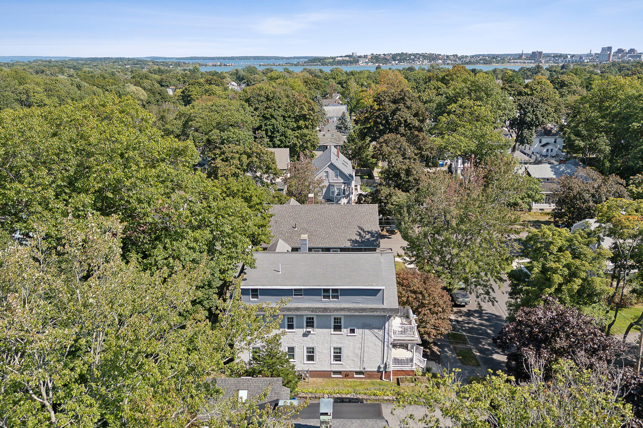 79 Clinton Street Portland, ME 04103 - Photo 4 of 49 3.3