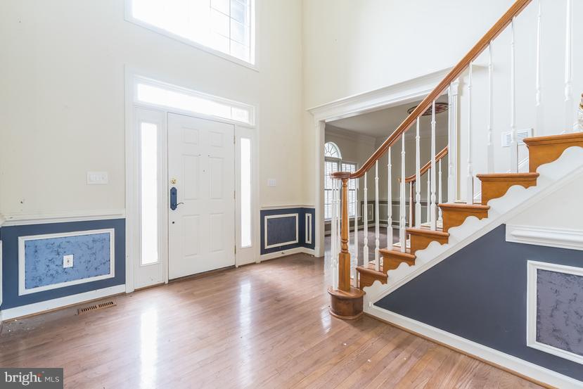 25105 Vista Ridge Road Gaithersburg, MD 20882 - Photo 3 of 26 Interior (General)