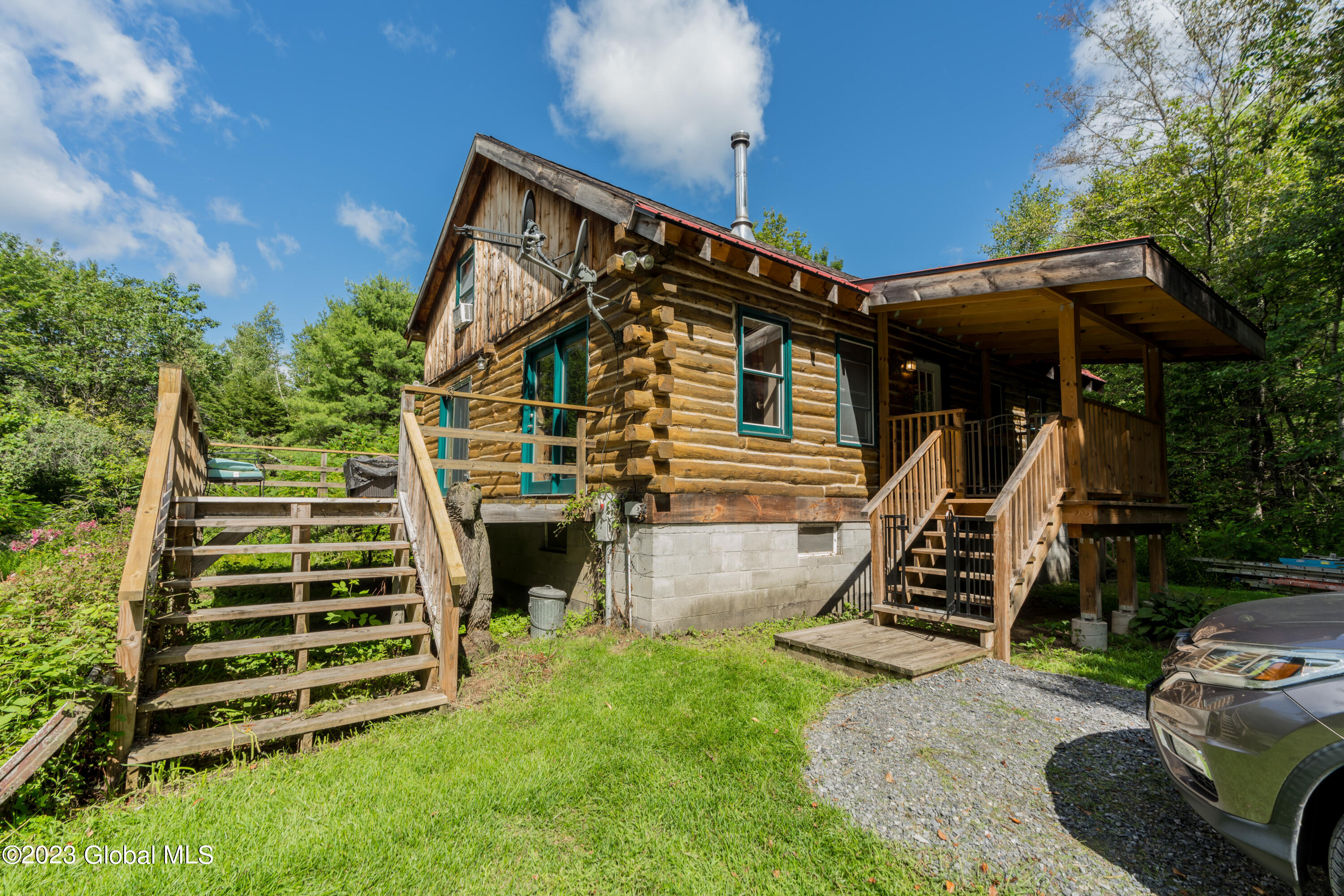 120 Howe Road Greenfield, NY 12833 - Photo 2 of 42 DSC09496